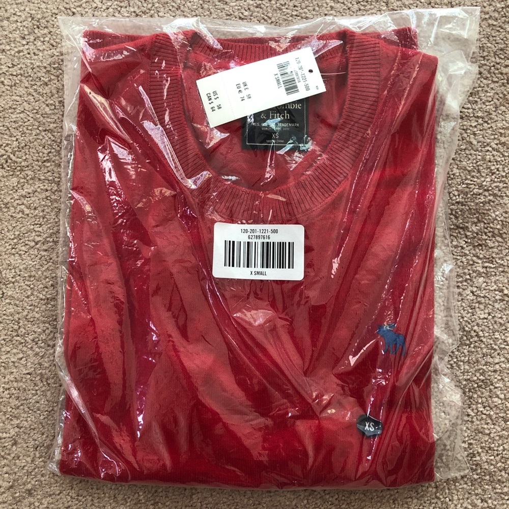 Abercrombie & Fitch Red Long Sleeve Sweater